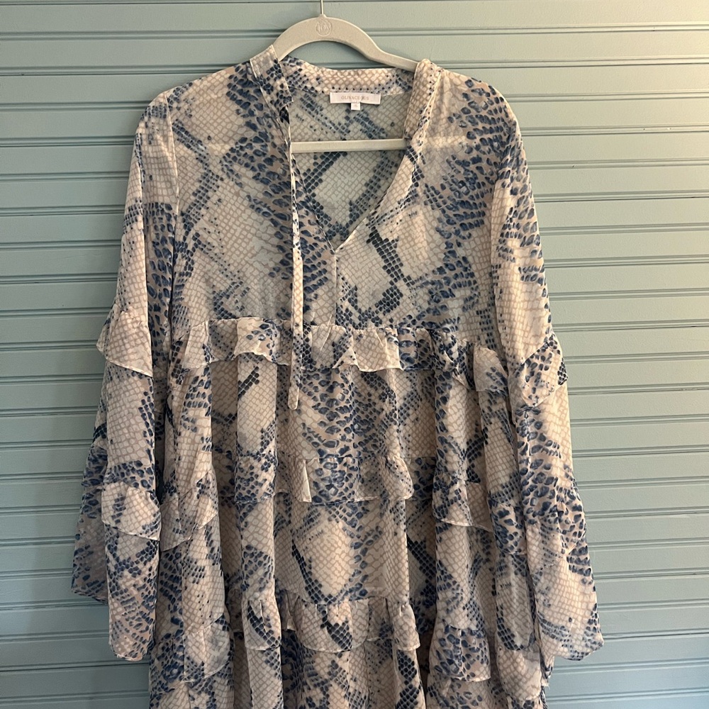 Olivaceous Beige and Navy Patterned Top